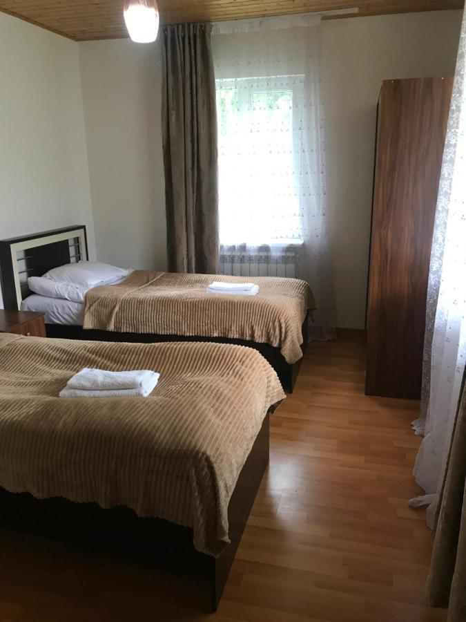 Guest House Gogia Zhabeshi Esterno foto