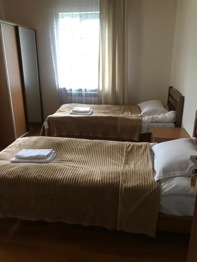 Guest House Gogia Zhabeshi Esterno foto
