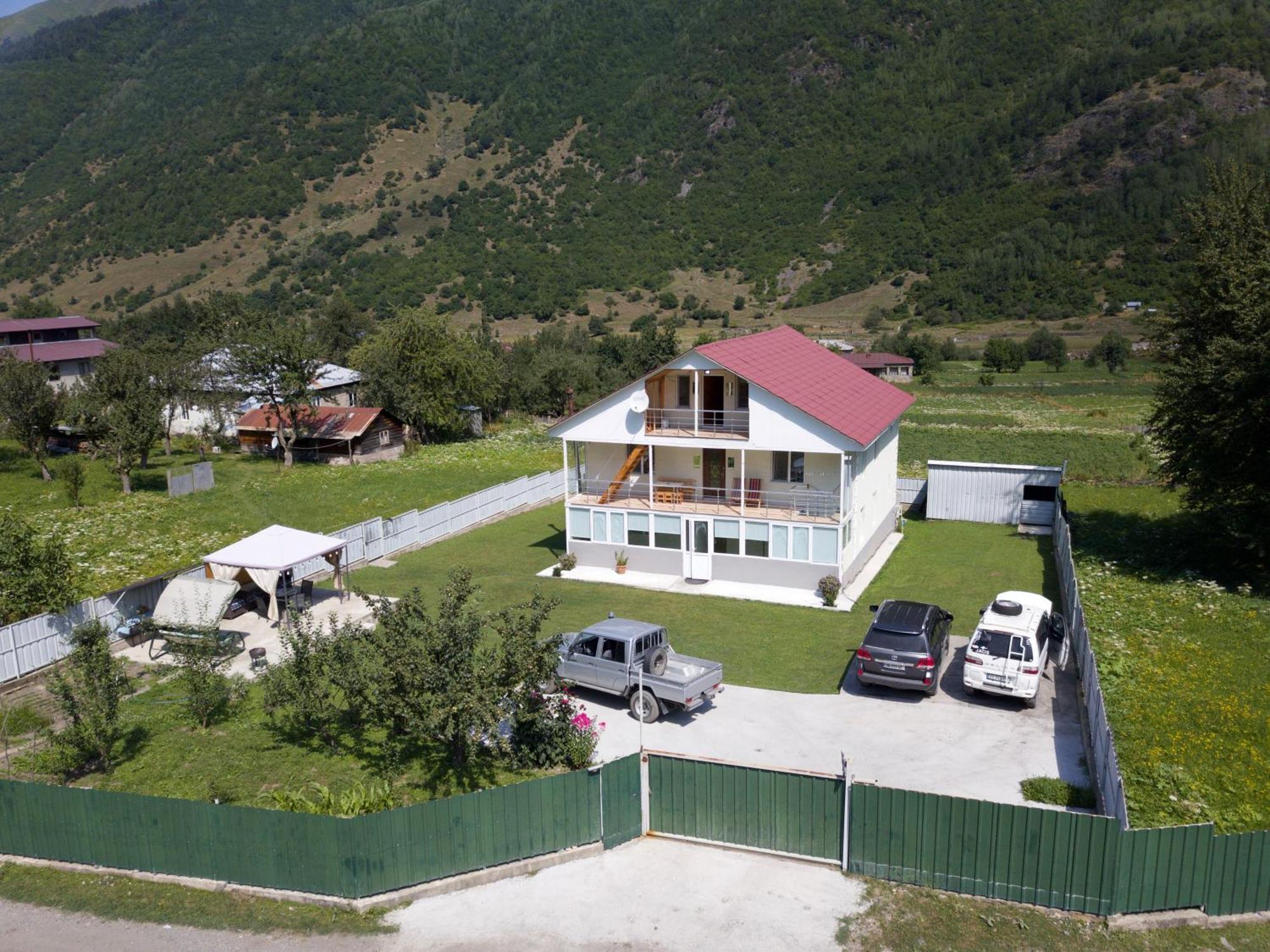Guest House Gogia Zhabeshi Esterno foto
