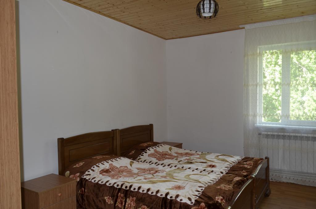 Guest House Gogia Zhabeshi Esterno foto