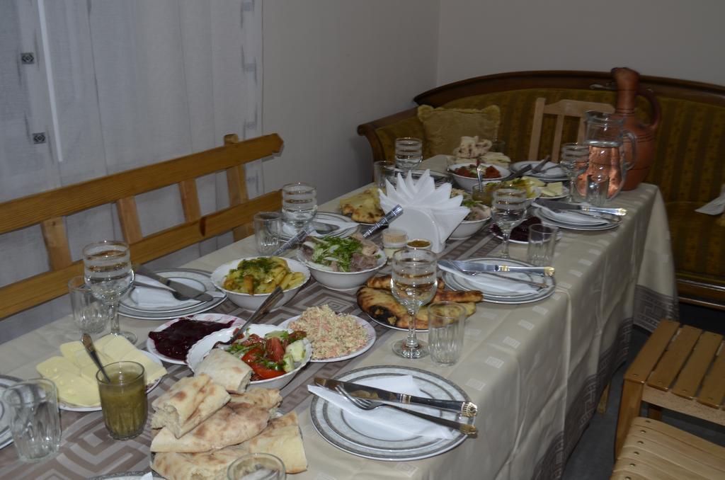 Guest House Gogia Zhabeshi Esterno foto