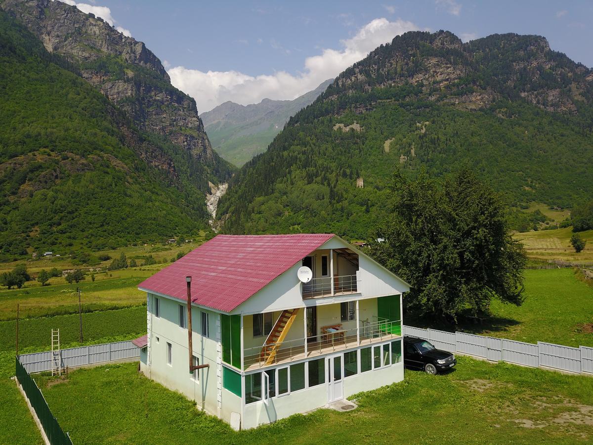 Guest House Gogia Zhabeshi Esterno foto